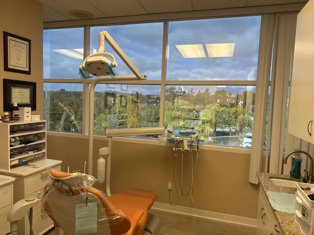 Dr. Tafreshi's treatment room in Aliso Viejo